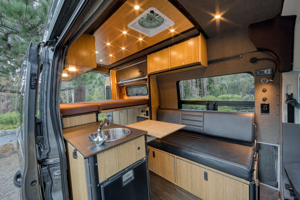 Murphy's Lounge Van Build